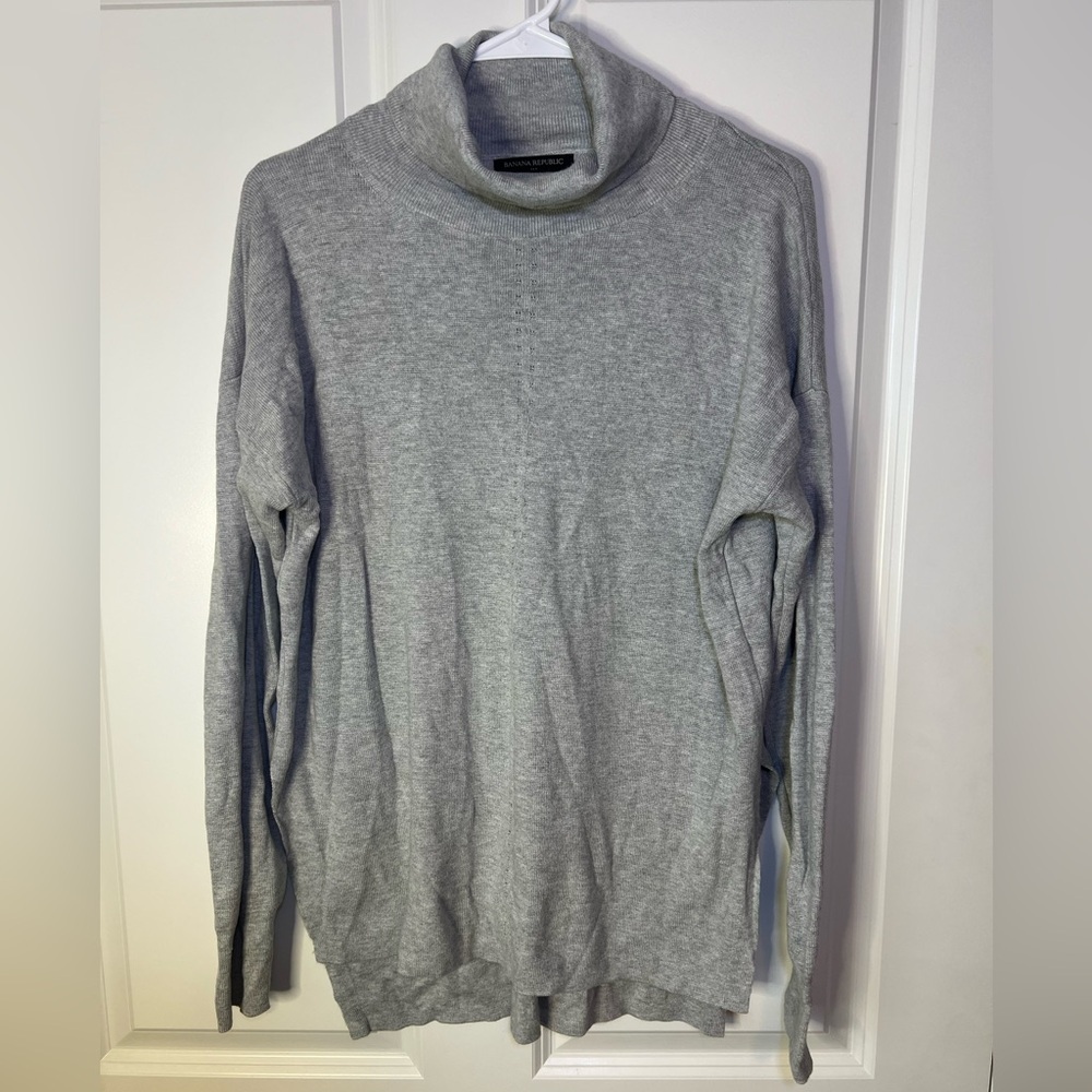 Banana Republic Light Gray Turtleneck Sweater